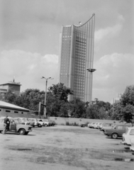 Németország, Lipcse, Egykor a Lipcsei Egyetem épülete, később az MDR müsorszolgáltató székháza., 1976, Németh Tamás, NDK, felhőkarcoló, Fortepan #30428