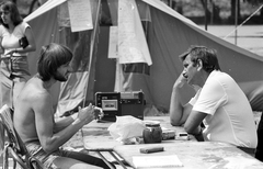 Hungary, Hajós, JATE tábor., 1980, Jankó Attila, tape recorder, Philips-brand, half-naked, prop up the head, portable radio, camping, tent, Fortepan #30552