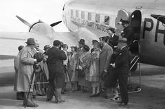 1936, Inkey Tibor, movie camera, Douglas-brand, filming, aircraft steps, Fortepan #306279