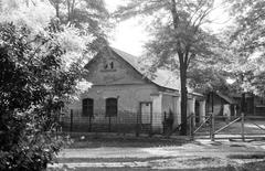 Hungary, 1959, Gazda Anikó, fence, house, porch, Fortepan #307550