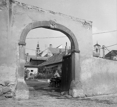 Magyarország, Szentendre, Bajcsy-Zsilinszky utca 3., 1969, Storymap.hu, udvar, kapu, kerékvető, Fortepan #30840