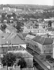 Hungary, Eger, kilátás a Liceum teraszáról a Tanárképző Főiskola Kollégiuma felé, előtérben a Kossuth Lajos utca., 1969, Építésügyi Dokumentációs és Információs Központ, VÁTI, cityscape, lamp post, Fortepan #30955