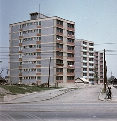 Magyarország, Miskolc, Kőrösi Csoma Sándor utca a Bajcsy-Zsilinszky utca felől nézve., 1970, Építésügyi Dokumentációs és Információs Központ, VÁTI, színes, Fortepan #30975