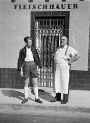 1937, Best of, német szöveg, férfi, ajtórács, hentes, rövidnadrág, kötény, Fortepan #310180