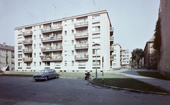 Magyarország, Szeged, Palánk, szemben a Béla utca., 1966, Építésügyi Dokumentációs és Információs Központ, VÁTI, színes, német gyártmány, motorkerékpár, magyar gyártmány, Wartburg-márka, Csepel-márka, automobil, Wartburg 311/312, Csepel Pannonia, Fortepan #31295