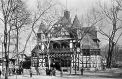 Magyarország, Városliget, Budapest XIV., az Alpár Ignác és Herman Ottó tervezte, a millenniumi kiállításra épített Ősfoglalkozások pavilonja. A felvétel 1896-ban készült., 1900, Fodor István, fachwerk, Budapest, Fortepan #31741