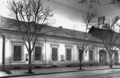 Hungary, Szeged, Kálvária sugárút., 1947, Kozma János, poster, house, architectural ornament, Fortepan #31957