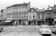 Magyarország, Sopron, Várkerület (Lenin körút) páros oldala a Mária oszlopnál., 1967, Építésügyi Dokumentációs és Információs Központ, VÁTI, cégtábla, Fortepan #32318