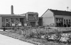 Magyarország, Csongrád, Kossuth tér, Uránia (Szabadság) mozi., 1965, Építésügyi Dokumentációs és Információs Központ, VÁTI, mozi, Állami Biztosító, filmplakát, Fortepan #32482