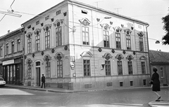 Magyarország, Pécs, Ferencesek utcája (Sallai utca) 31. számú ház, jobbra a Várady Antal utca torkolata., 1968, Építésügyi Dokumentációs és Információs Központ, VÁTI, Fortepan #32543