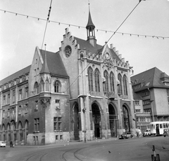 Germany, Erfurt, Városháza., 1960, Gyöngyi, watch, street view, tram, GDR, public building, Neo-Gothic-style, automobile, Theodor Sommer-design, pointed arch, Fortepan #32660