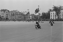 Magyarország, Budapest XIV., Hősök tere, a Vasas SC nemzetközi gyorsasági motorversenye., 1949, Kovács Márton Ernő, motorkerékpár, motorsport, motorverseny, Budapest, Fortepan #33014