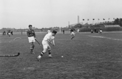 Magyarország, Budapest XIII., Rozsnyay utca, Láng gépgyár sporttelepe. Magyarország-Csehszlovákia válogatott gyeplabda mérkőzés., 1949, Kovács Márton Ernő, sport, gyeplabda, Budapest, Fortepan #33016