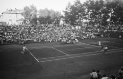 Magyarország, Budapest X., Salgótarjáni (Tomcsányi) út, Gázművek teniszpálya, Magyarország - Svájc (5:0) Davis kupa mérkőzés., 1949, Kovács Márton Ernő, sport, tenisz, közönség, Budapest, Fortepan #33127