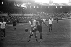 Magyarország, Budapest IX., Üllői út, FTC stadion. Kispest-Kistext (3:1) bajnoki mérkőzés., 1949, Kovács Márton Ernő, labdarúgás, piac, Budapest, Fortepan #33255