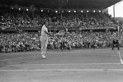 Magyarország, Budapest XIV., Szabó József utca, Millenáris sporttelep, Magyarország-Franciaország (2:3) Davis kupa európai zóna elődöntő teniszmérkőzés. Ádám András., 1949, Kovács Márton Ernő, sport, tenisz, Budapest, híres ember, Fortepan #33511