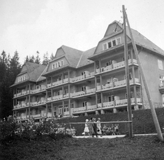 Szlovákia, Felsőzúgó, Grand Hotel Strand., 1934, Pohl Pálma, Csehszlovákia, szálloda, Felvidék, Fortepan #33867