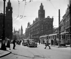 Hungary, Budapest V., Ferenciek tere (Felszabadulás tér)., 1957, UVATERV, transport, bus, Gerrman brand, Soviet brand, Hungarian brand, tram, EMW-brand, tram stop, automobile, Zis-brand, number plate, Framo-brand, Ganz-brand, destination sign, Budapest, public transport line number, Fortepan #3614