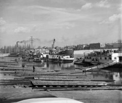 Hungary, Budapest IV., Újpesti-öböl, Népsziget, hajójavító., 1955, UVATERV, ship, steamboat, Szeged ship, Kőrös/Verecke ship, Buda ship, Solt/Novara ship, boatyard, Budapest, Fortepan #3620