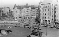 Magyarország, Budapest XI., Móricz Zsigmond körtér., 1960, Fortepan, közlekedés, szobor, utcakép, életkép, villamos, HÉV, Budapest, gomba, Fortepan #3865