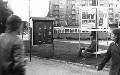 Magyarország, Budapest XI., Móricz Zsigmond körtér a Fehérvári út torkolata felé nézve., 1978, Fortepan, reklám, hirdető tábla, villamos, Budapest, Fortepan #38953