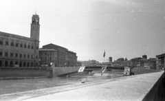 Olaszország, Pisa, Lungarno, Ponte di Mezzo és Palazzo Pretorio., 1965, Fortepan, Fortepan #39125