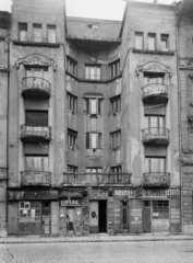 Hungary, Budapest VIII., II. János Pál pápa (Köztársaság) tér 11., 1957, UVATERV, sign-board, Budapest, Fortepan #3936