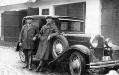 1933, Tarbay Júlia, amerikai gyártmány, férfiak, kettős portré, automobil, Nash-márka, garázs, könyökölni, Fortepan #39417