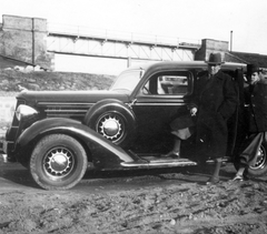 Dodge Touring Sedan típusú személygépkocsi., 1938, Tarbay Júlia, amerikai gyártmány, Dodge-márka, automobil, Dodge Touring Sedan, Fortepan #39425