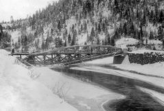 Ukrajna,Kárpátalja, Ökörmező, a Nagy-ág (Rika) nevű folyó feletti lerombolt híd., 1915, Angyalföldi Helytörténeti Gyűjtemény, első világháború, hídroncs, Fortepan #39512