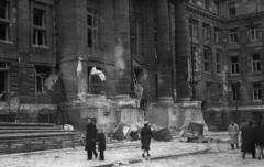 Magyarország, Budapest V., Markó utca 16., a Bánya és Energiaügyi Minisztérium, valamint a Vegyipari és Energiaügyi Minisztérium épülete (korábban Igazságügyi Minisztérium)., 1956, Nagy Gyula, háborús kár, forradalom, középület, Budapest, épületkár, Fortepan #40096