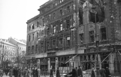 Magyarország, Budapest VI., Oktogon (November 7. tér), Abbázia kávéház., 1956, Nagy Gyula, háborús kár, cégtábla, forradalom, rom, kávéház, Budapest, épületkár, Fortepan #40219