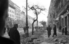 Hungary, Budapest VIII., József körút a Baross utca felől az Üllői út irányába nézve, jobbra a Csepreghy utca torkolata., 1956, Nagy Gyula, war damage, sign-board, revolution, Budapest, damaged building, Fortepan #40257