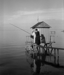 Hungary,Lake Balaton, 1936, Rados Tamás OSB, priest, fishing, pier, shadow, cassock, Fortepan #40399