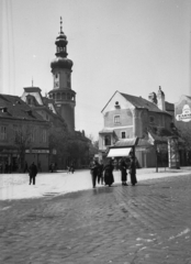 Magyarország, Sopron, Várkerület az Előkapu felé nézve, háttérben a Tűztorony., 1938, Rados Tamás OSB, tél, Fortepan #40401