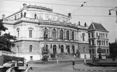 Csehország, Prága, Alšovo nábřeží 79/12, Rudolfinum. (a cseh Filharmikusok otthona)., 1954, Fortepan, Csehszlovákia, neoreneszánsz, Josef Zítek-terv, Josef Schulz-terv, Fortepan #40519