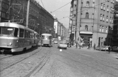 Csehország, Prága, Revolucní ulice a námestí Republiky felől, jobbra a Truhlárská ulice., 1978, Fortepan, Csehszlovákia, forgalom, Tatra-márka, utcakép, életkép, Lada-márka, villamos, lámpaoszlop, viszonylattábla, tömegközlekedés, Ford Taunus P3, Tatra T3, viszonylatszám, Fortepan #40614