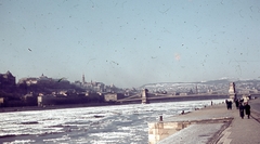 Hungary, Budapest V., pesti alsó rakpart, panoráma a Széchenyi Lánchíddal., 1943, Ember Károly dr., winter, colorful, ice breaking, Budapest, suspension bridge, William Tierney Clark-design, bridge, Fortepan #40884