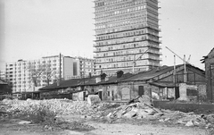 Magyarország, Budapest XIII., Váci út, az épülő SZOT irodaház (később Nyugdíjfolyósító) a Róbert Károly körút felől nézve., 1971, Angyalföldi Helytörténeti Gyűjtemény, építkezés, irodaház, Budapest, Fortepan #41204