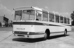 Hungary, Budapest XIV., Ötvenhatosok tere (Felvonulási tér), Mávaut gyártmányú panorámabusz prototípusa., 1970, Angyalföldi Helytörténeti Gyűjtemény, vehicle, bus, Hungarian brand, Ikarus-brand, MÁVAUT-organisation, number plate, Budapest, Fortepan #41405