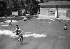 Hungary, Pécs, Hullámfürdő., 1936, Székelyi Péter, ad, free time, fun, wave pool, bathing suit, bathing caps, Fortepan #41500