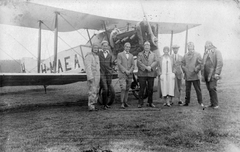 Bristol F.2B Fighter típusú repülőgép., 1924, Szent-Istvány Dezső, közlekedés, brit gyártmány, pilóta, csoportkép, repülőgép, MKHL, repülőtér, Bristol-márka, Bristol F.2 Fighter, biplán, Fortepan #41564