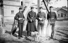 1922, Csermely Károly, dog, uniform, yard, smile, men, barrack, soldier, Fortepan #41642