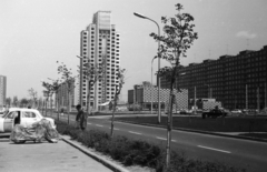 Magyarország, Újpalota, Budapest XV., központja, a Nyírpalota (Hevesi Gyula) utca és a Zsókavár/Páskomliget utca kereszteződése., 1975, Gergely János, lakótelep, utcakép, felhőkarcoló, magasház, Budapest, Fortepan #41725