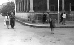 Albania, Tiranë, Ethem Bej mecset., 1963, MZSL/Ofner Károly, pedestrian, street view, Fortepan #41853