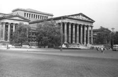 Hungary, Budapest XIV., Hősök tere, Szépművészeti Múzeum., 1963, MZSL/Ofner Károly, museum, eclectic architecture, Budapest, Albert Schickedanz-design, Neoclassical architecture, Fülöp Ferenc Herzog-design, Fortepan #41855