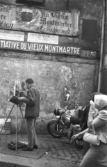 Franciaország, Párizs, Place du Tertre - Rue Norvins sarok., 1964, MZSL/Ofner Károly, motorkerékpár, életkép, festészet, festmény, Fortepan #41908