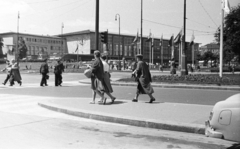 Ausztria, Bécs, Europaplatz, Westbahnhof., 1959, MZSL/Ofner Károly, falióra, pályaudvar, modern építészet, Robert Hartinger-terv, Josef Wöhnhart-terv, Franz Xaver Schlarbaum-terv, Fortepan #42038