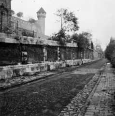 Magyarország, Budapest I., Váralja utca, háttérben a Buzogány torony., 1958, MZSL/Ofner Károly, Budapest, képarány: négyzetes, Fortepan #42432