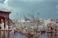 Russia, Lgov, a Szejm folyó felrobbantott hídja felől., 1942, Konok Tamás id, Soviet Union, eastern front, colorful, second World War, wrecked bridge, Fortepan #42660